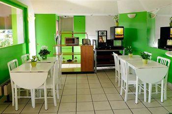 Lemon Hotel Dreux Chartres Kültér fotó